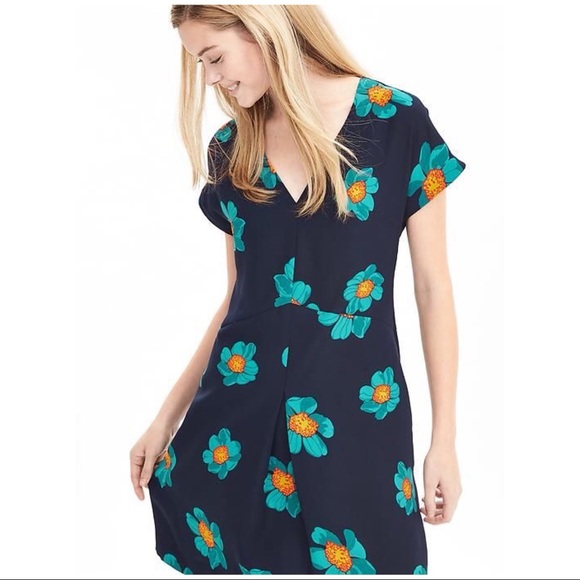 Banana republic dress - Picture 8 of 8